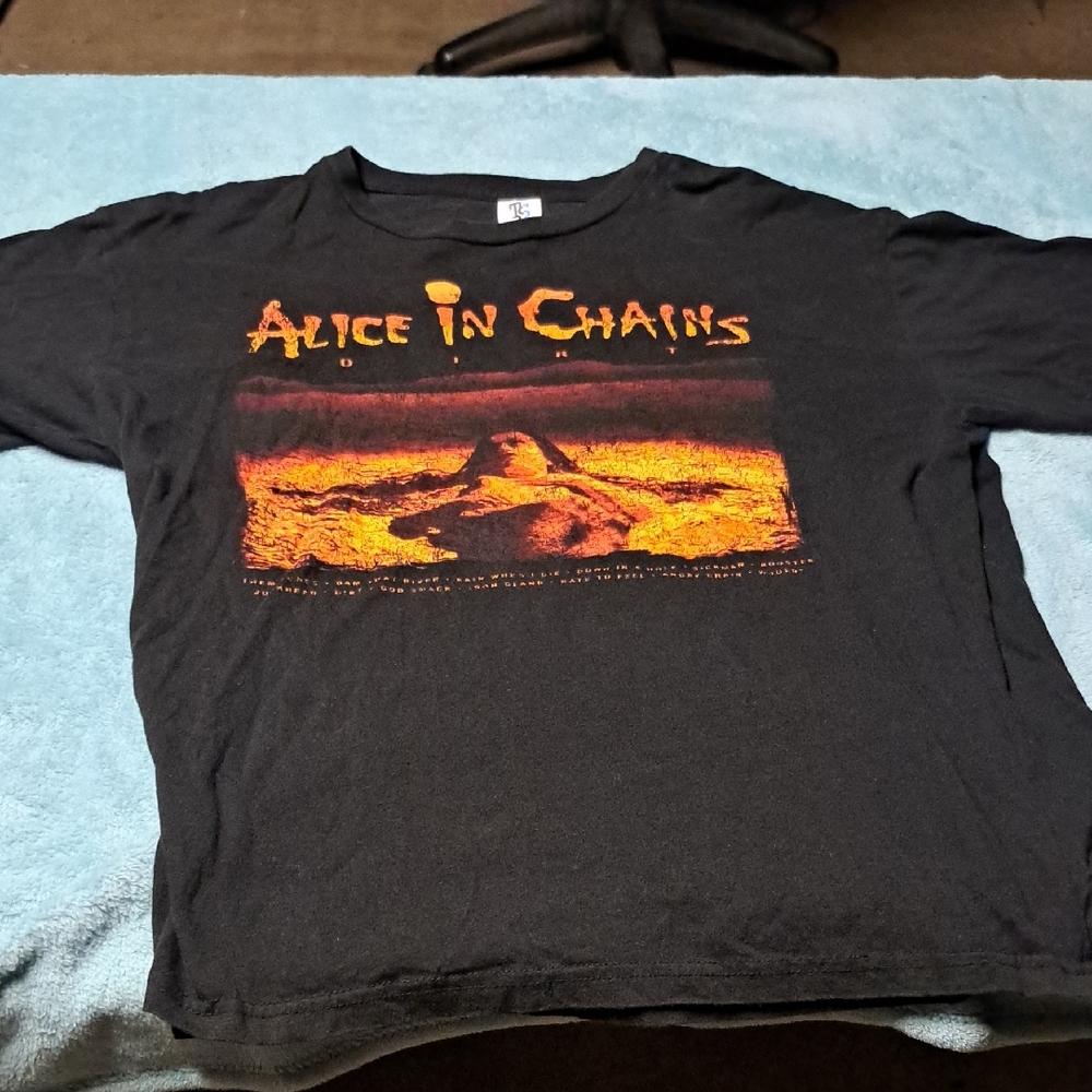 Alice in Chains Black Graphic T-Shirt